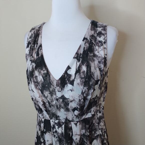 Anne Klein Floral Dress Sleeveless Midi Sharkbite Hem - Picture 5 of 13